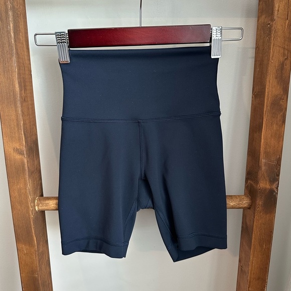 Lululemon Wunder Train High-Rise Short 6" - Picture 5 of 11